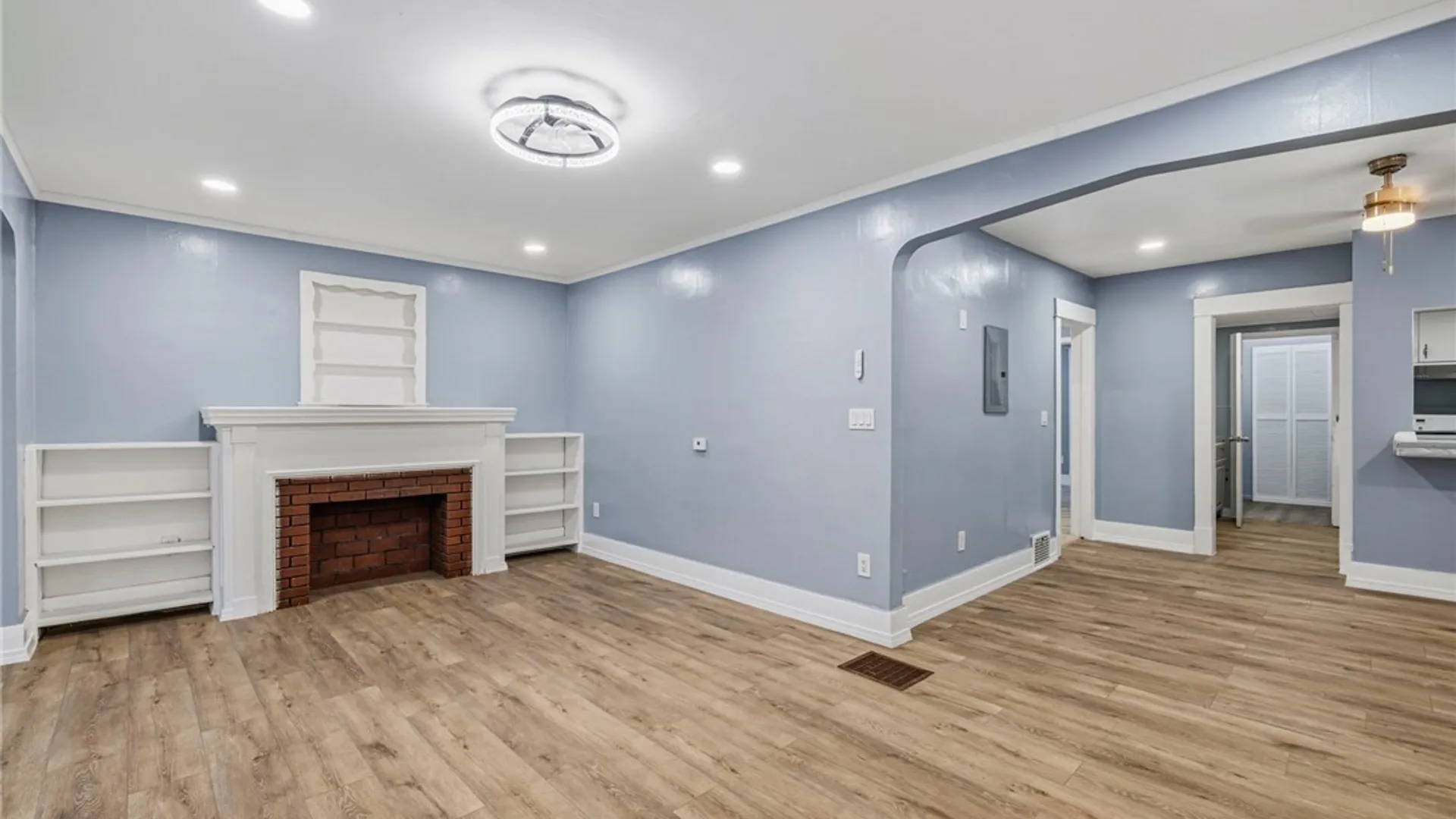 Property at 31 Thatcher Avenue, Buffalo, NY 14215 11