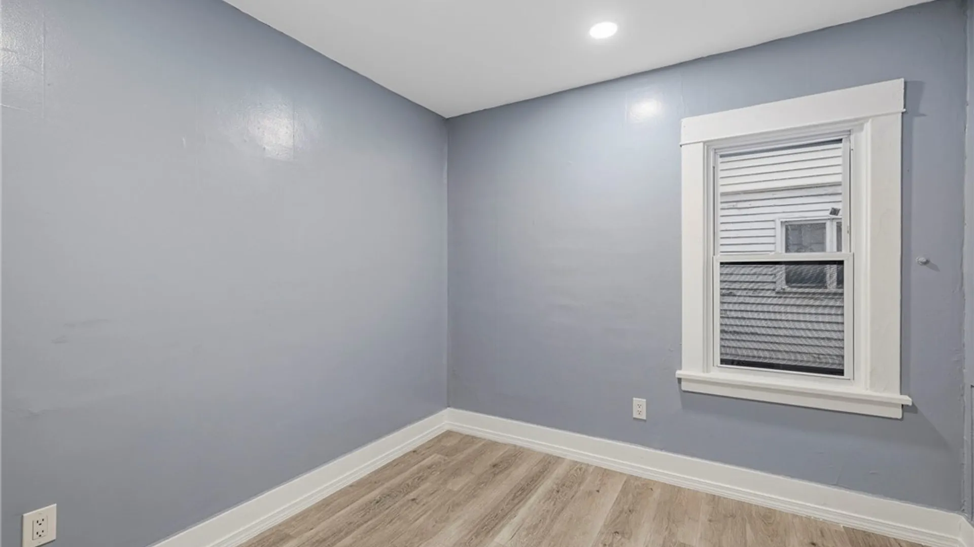 Property at 31 Thatcher Avenue, Buffalo, NY 14215 15