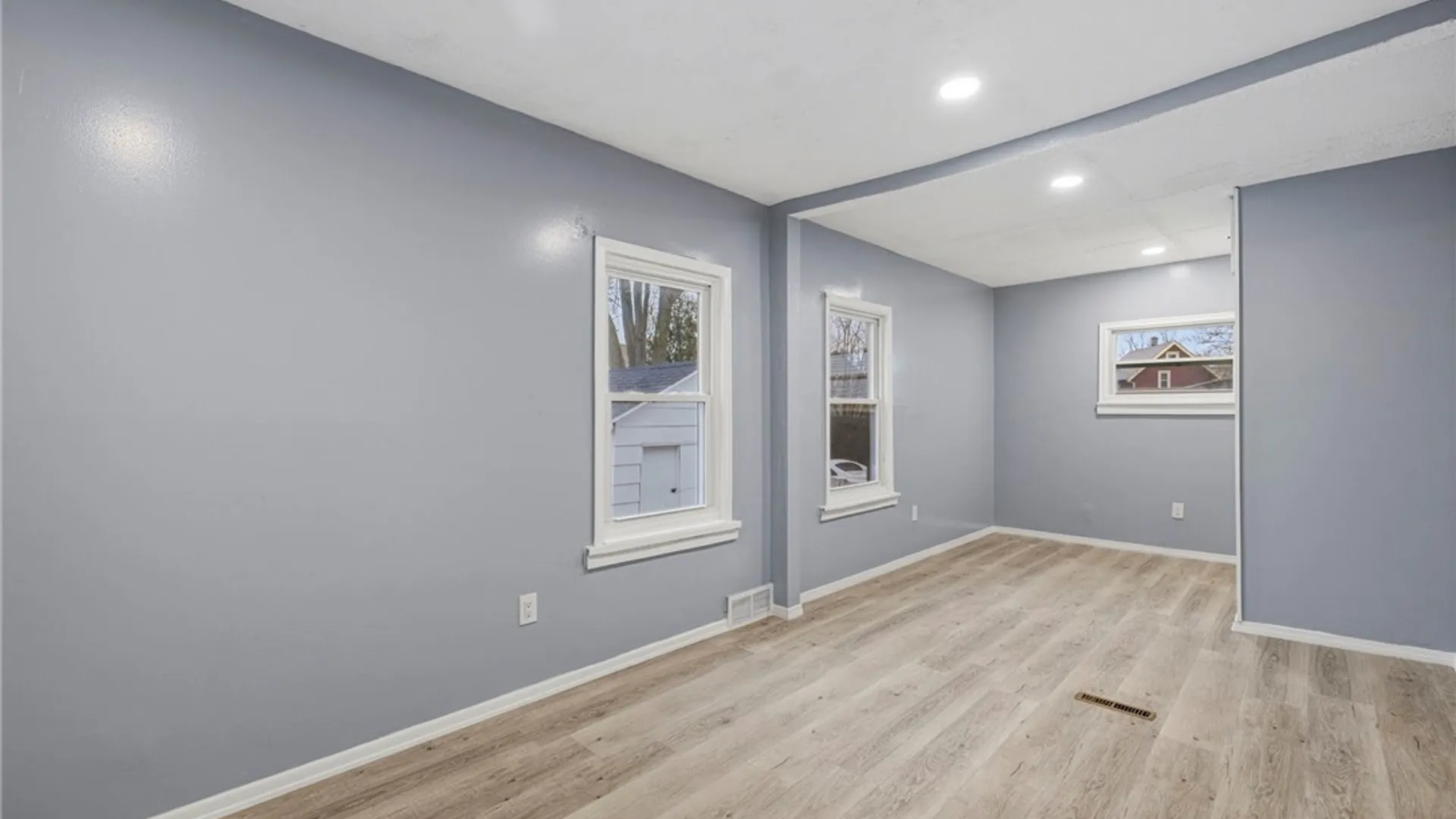 Property at 31 Thatcher Avenue, Buffalo, NY 14215 19