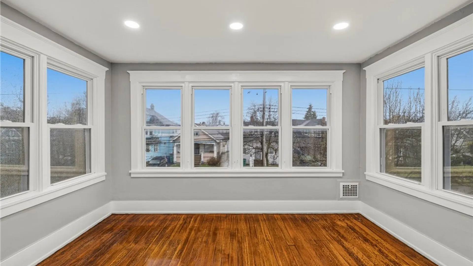 Property at 31 Thatcher Avenue, Buffalo, NY 14215 28