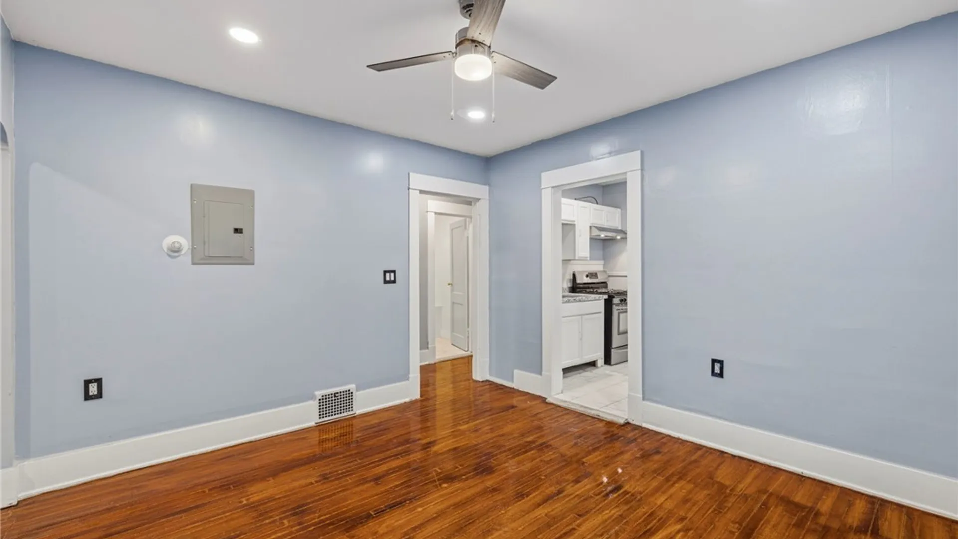 Property at 31 Thatcher Avenue, Buffalo, NY 14215 31