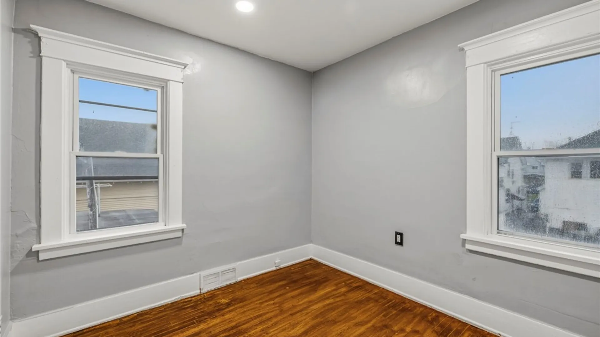 Property at 31 Thatcher Avenue, Buffalo, NY 14215 34