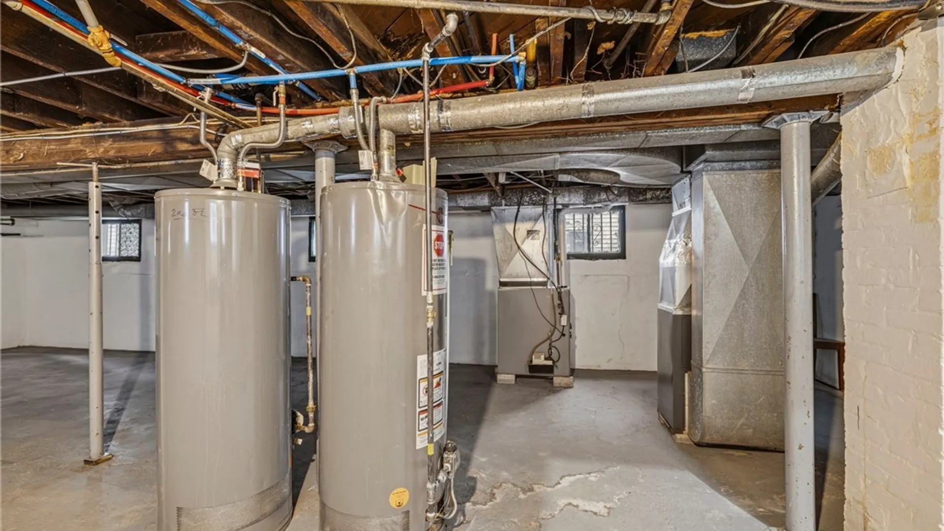 Property at 31 Thatcher Avenue, Buffalo, NY 14215 39