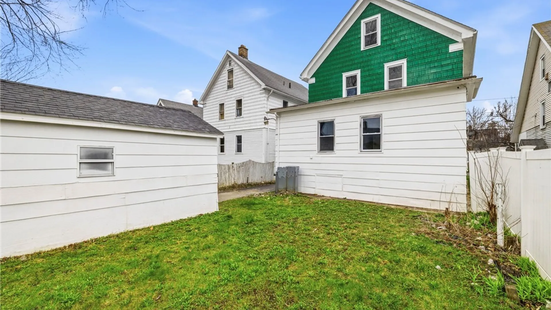 Property at 31 Thatcher Avenue, Buffalo, NY 14215 41