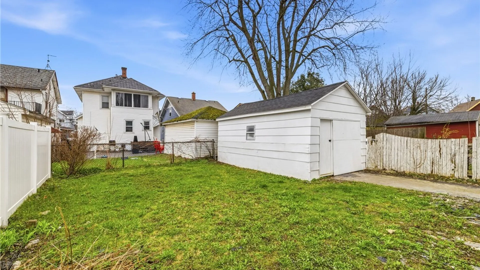 Property at 31 Thatcher Avenue, Buffalo, NY 14215 43