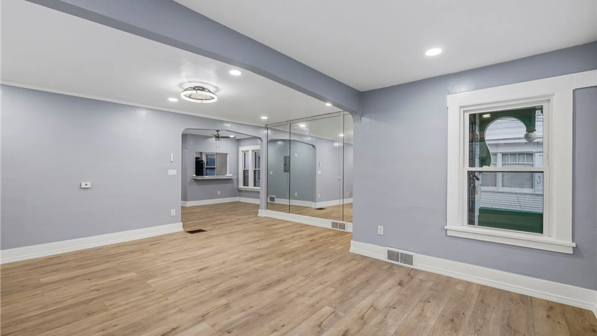 Property at 31 Thatcher Avenue, Buffalo, NY 14215 9