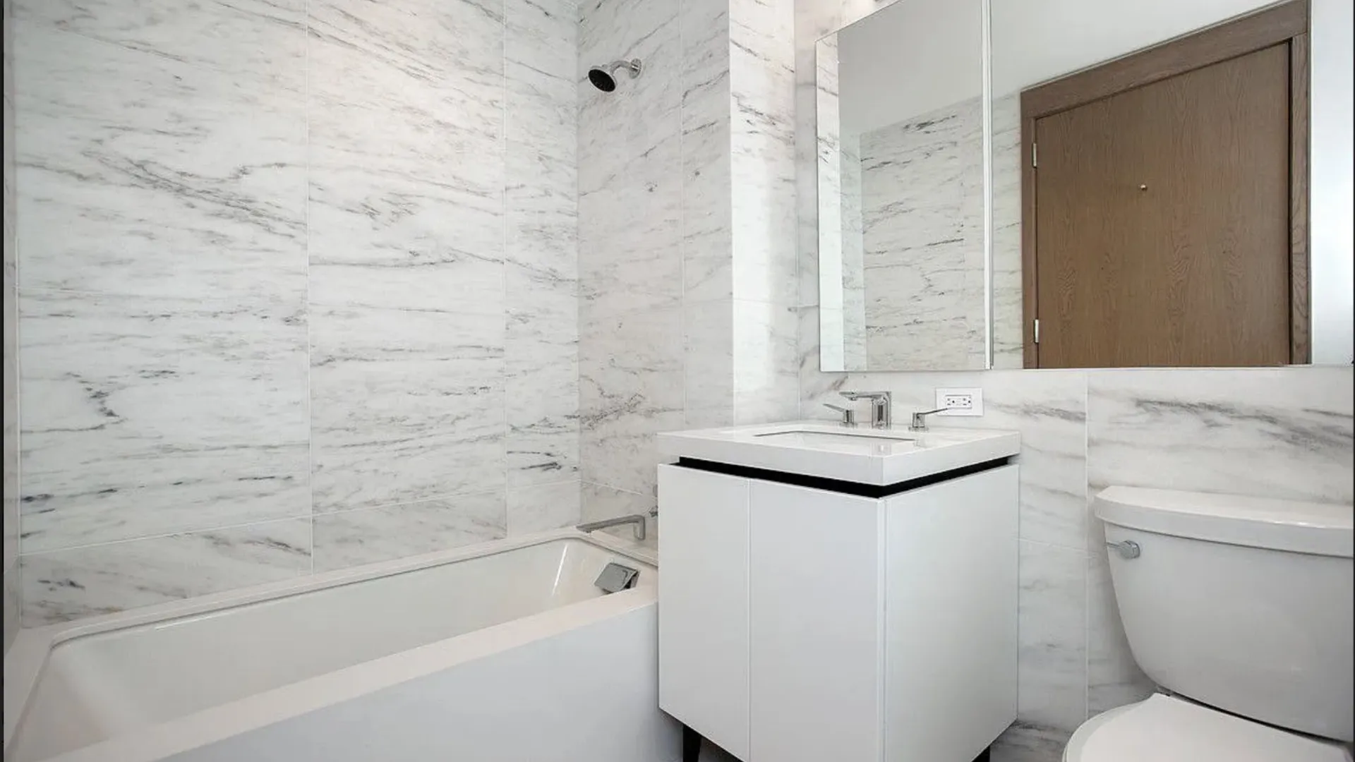 Property at 200 East 21st Street, New York, NY 10010 4