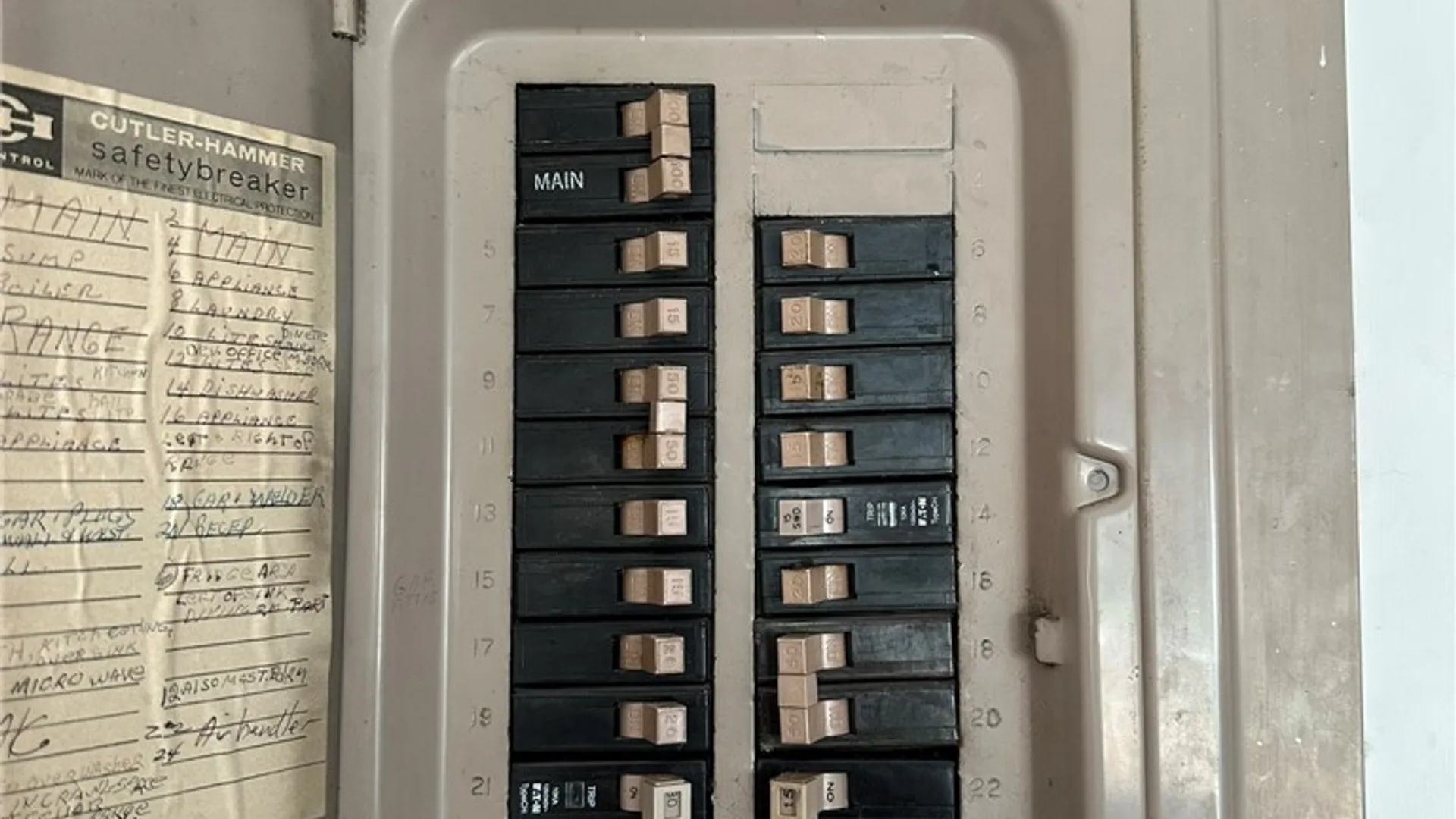 Property at 262 Wayside Drive, Lancaster, NY 14043 40