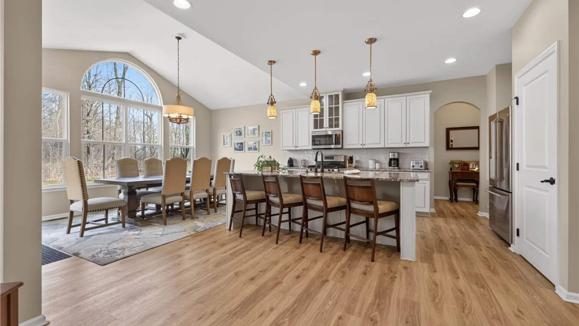 Property at 1071 Azzano Circle, Victor, NY 14564 18