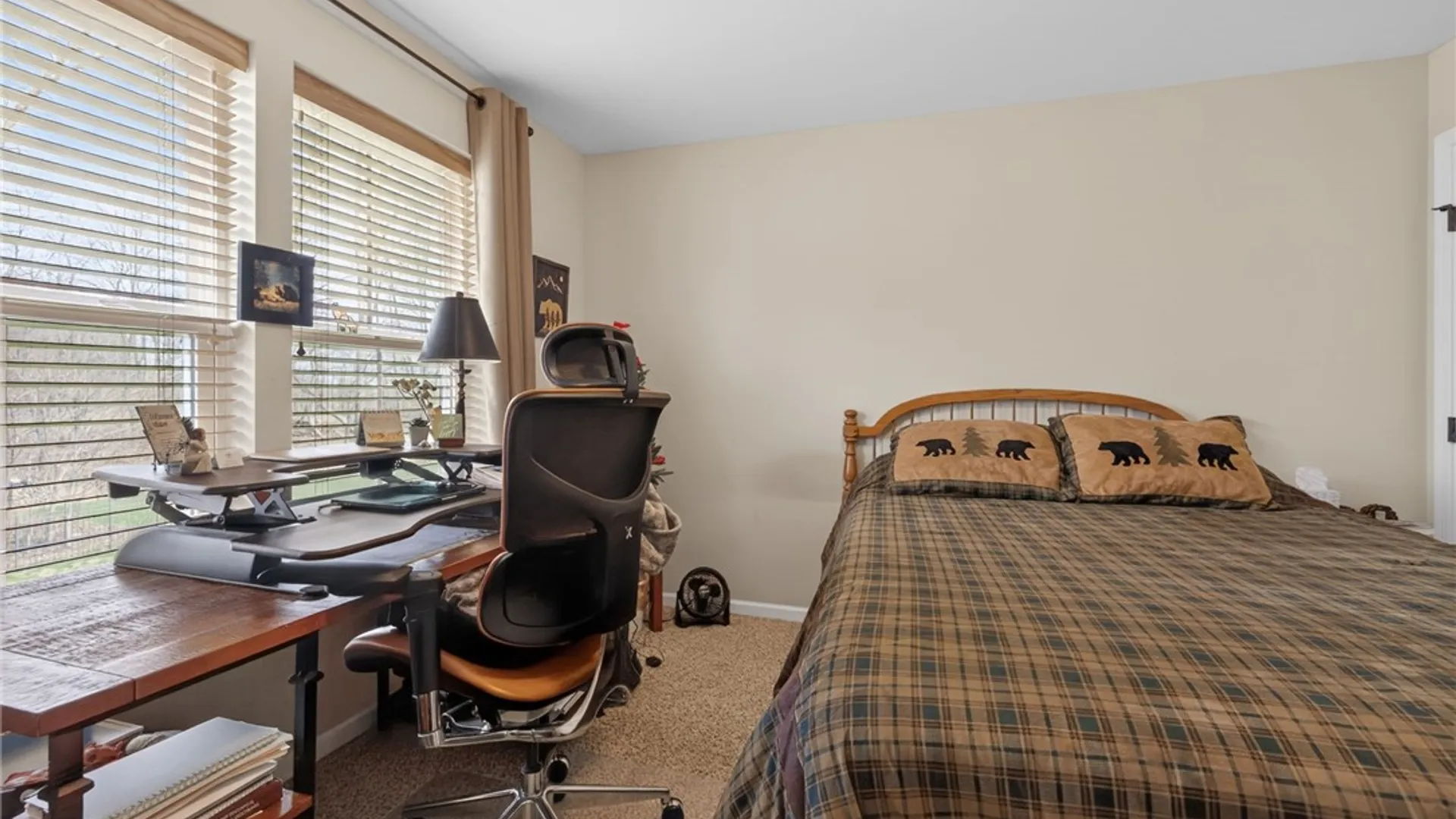 Property at 1071 Azzano Circle, Victor, NY 14564 22