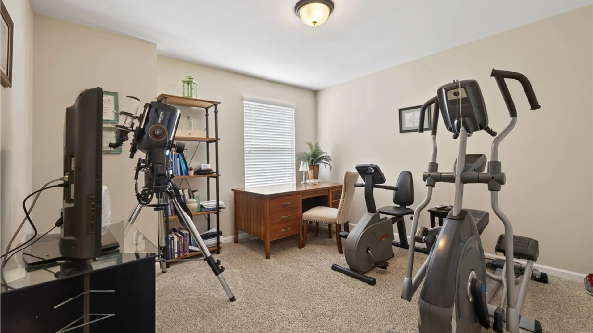 Property at 1071 Azzano Circle, Victor, NY 14564 25