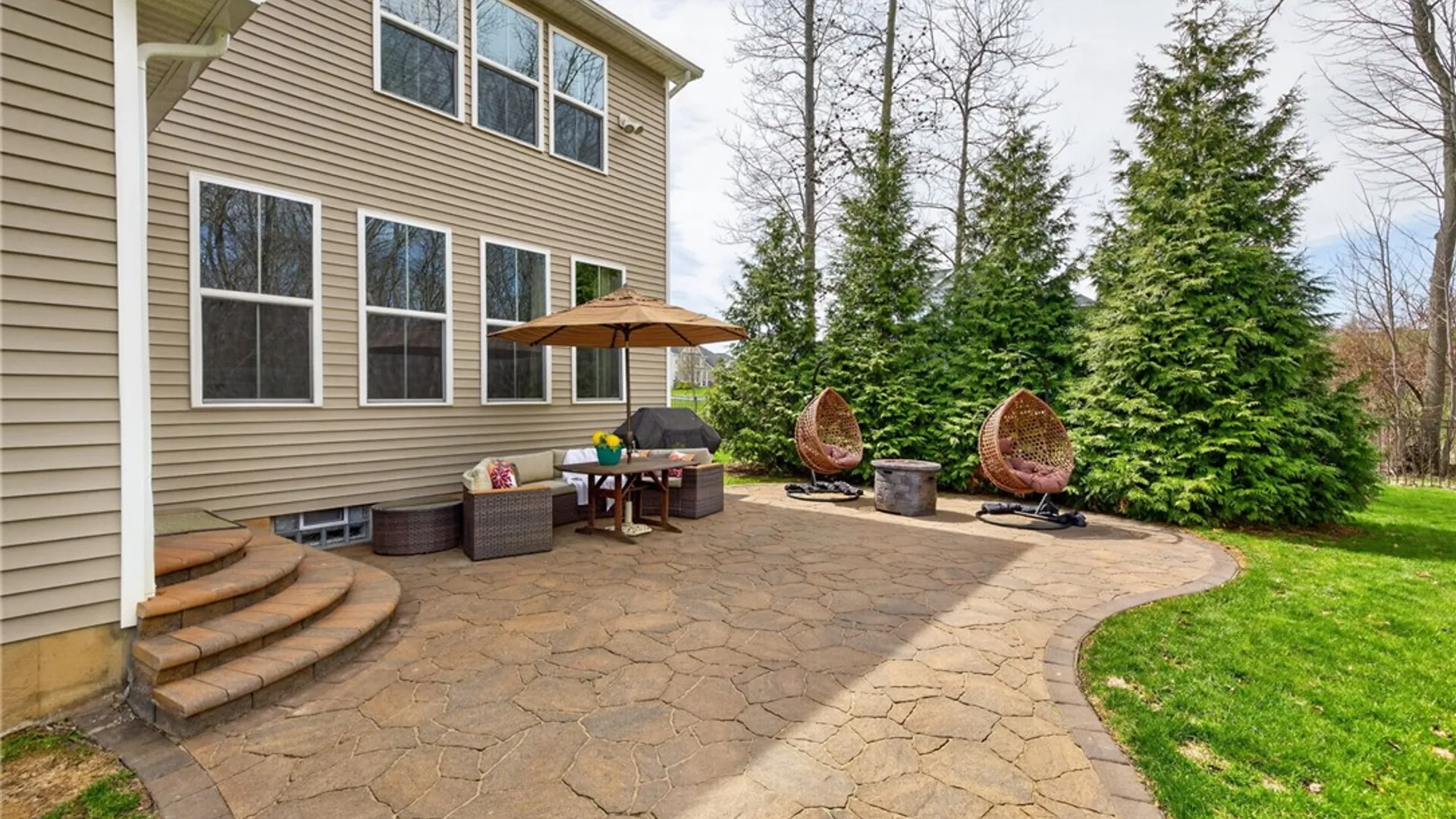 Property at 1071 Azzano Circle, Victor, NY 14564 38