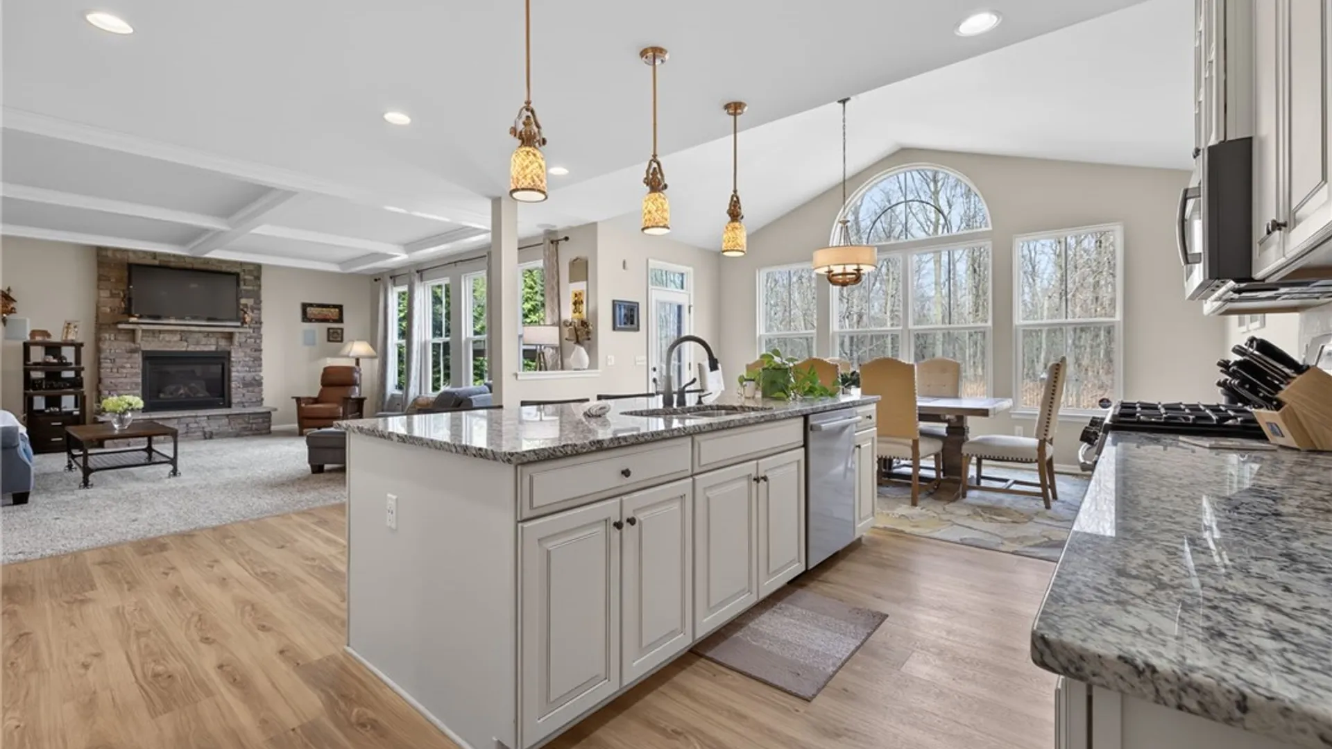 Property at 1071 Azzano Circle, Victor, NY 14564 8