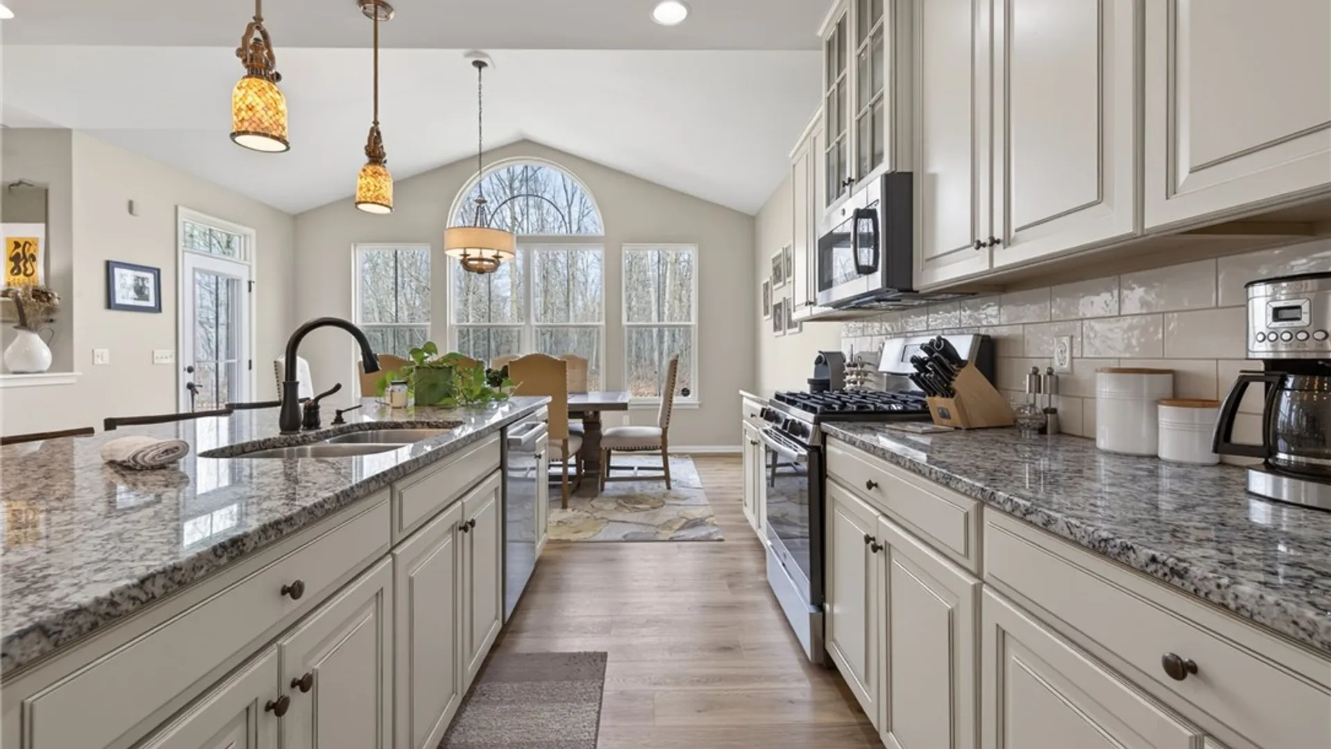 Property at 1071 Azzano Circle, Victor, NY 14564 9