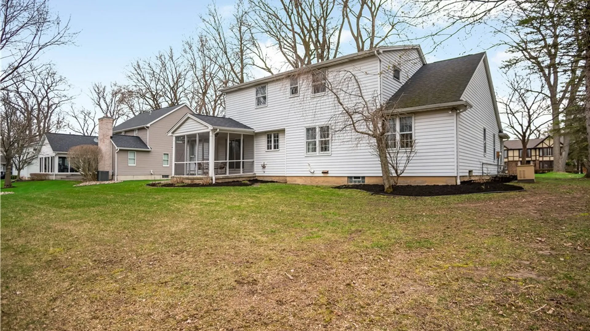 Property at 4660 Oakwood Lane, Clarence, NY 14031 42