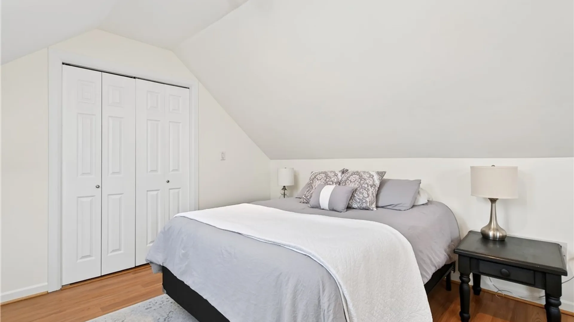 Property at 27 Mariner Street, Buffalo, NY 14201 12