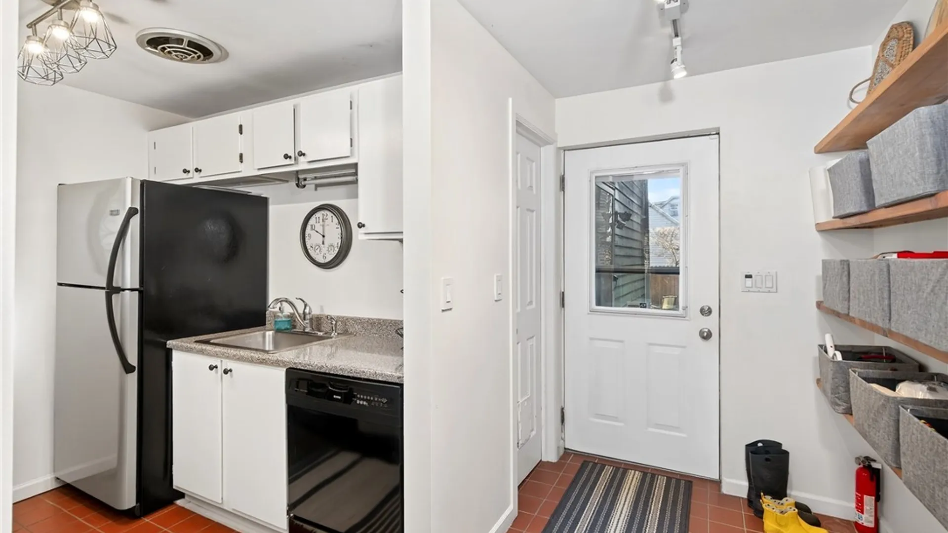 Property at 27 Mariner Street, Buffalo, NY 14201 18