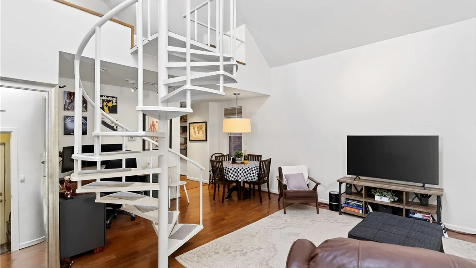 Property at 27 Mariner Street, Buffalo, NY 14201 6