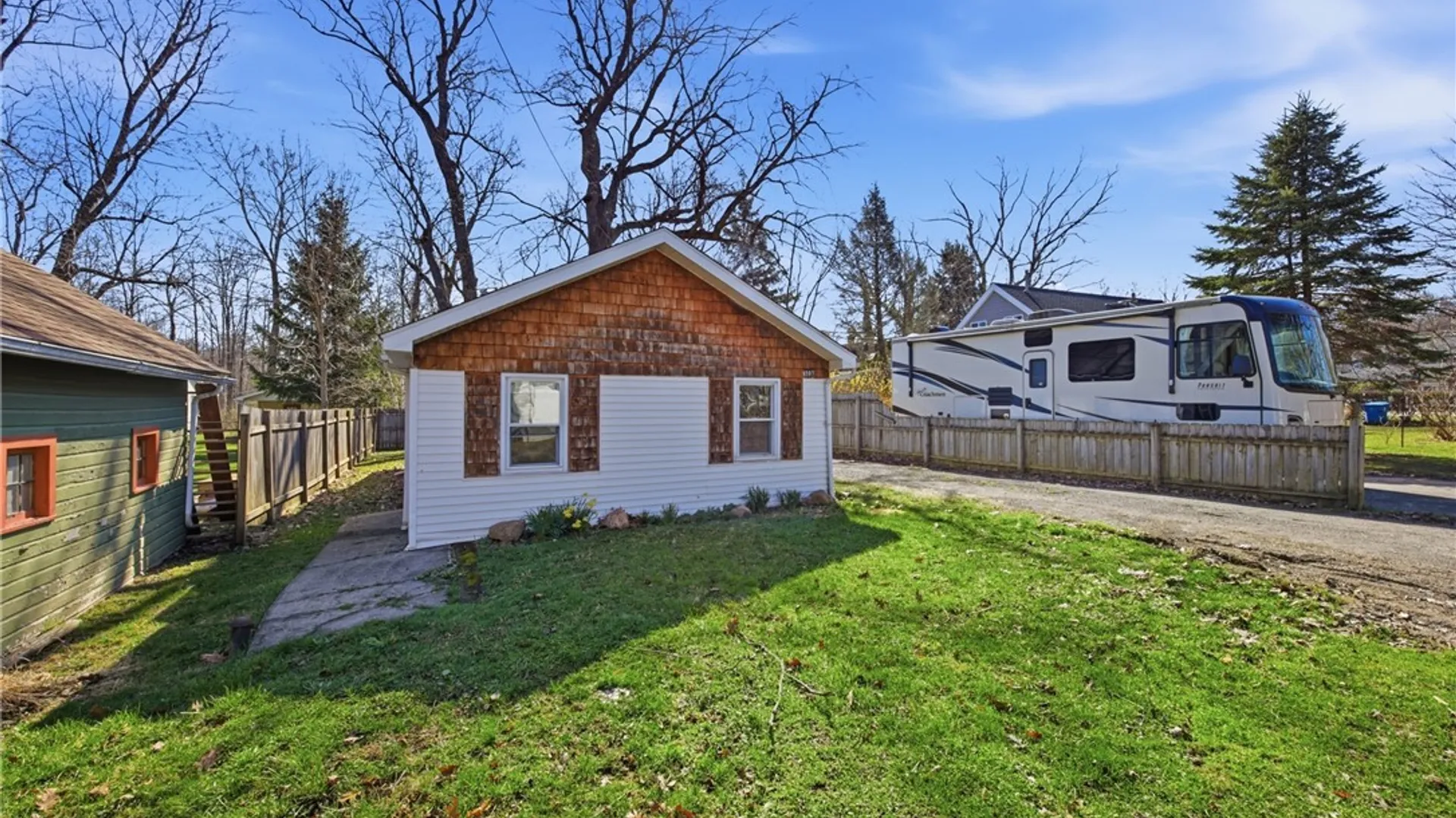 Property at 8597 Florence Avenue, Evans, NY 14006 4