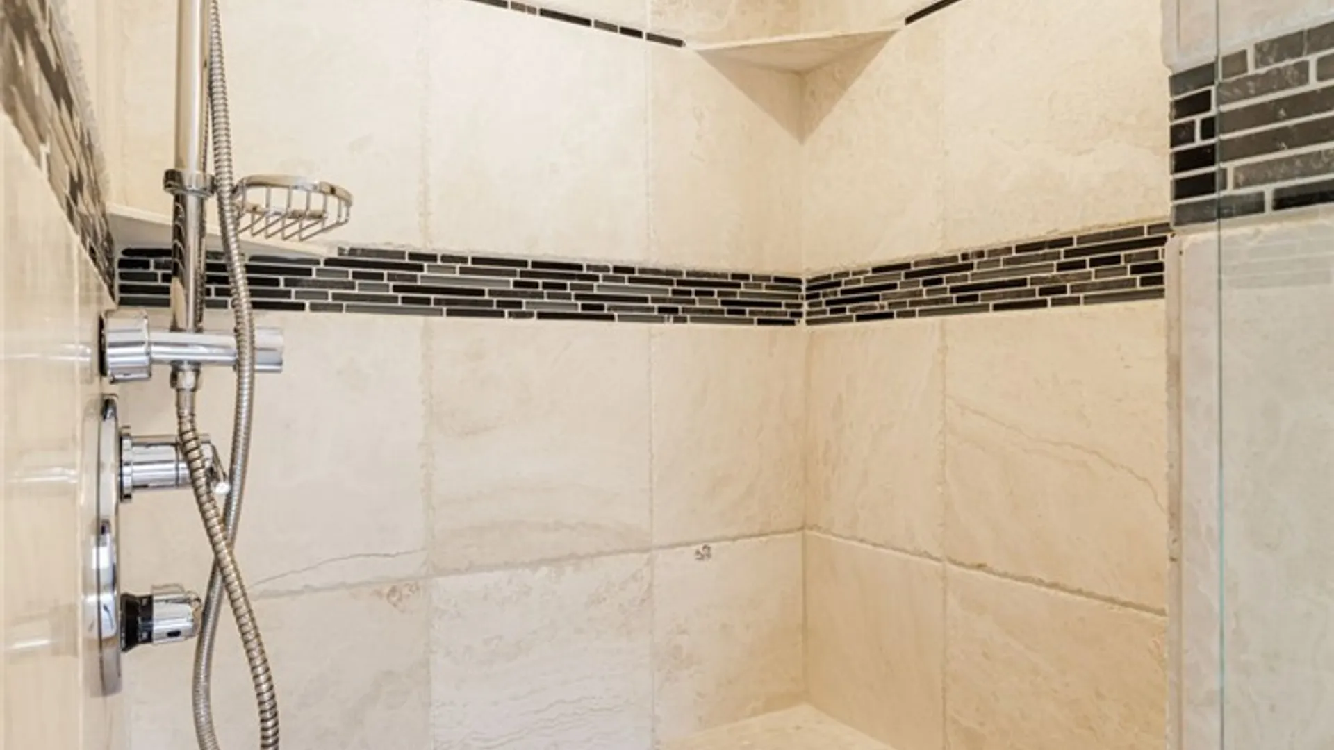 Property at 109 Chimayo Road, Irondequoit, NY 14617 19