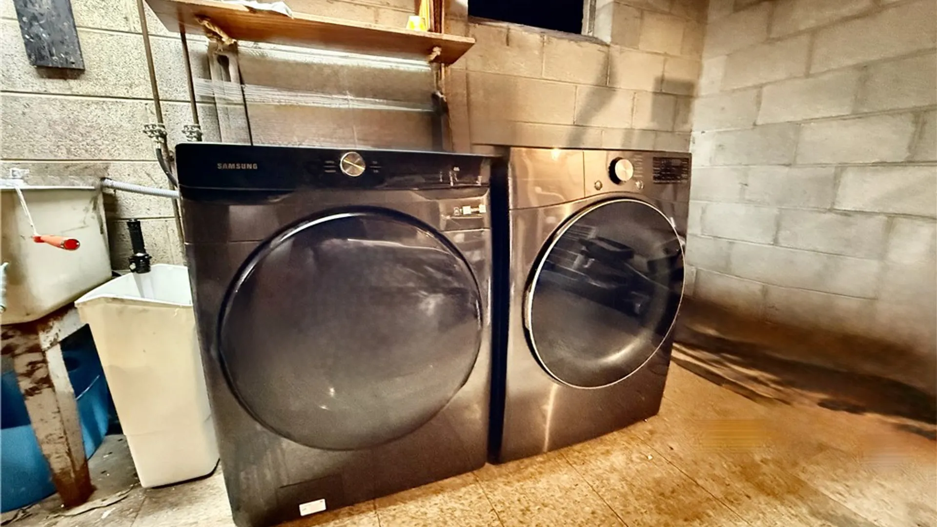 Property at 582 Brooks Road, Henrietta, NY 14586 32