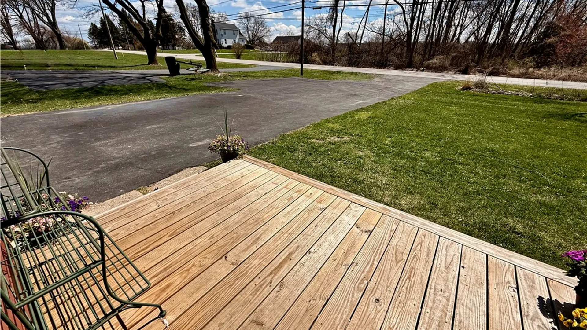 Property at 582 Brooks Road, Henrietta, NY 14586 5