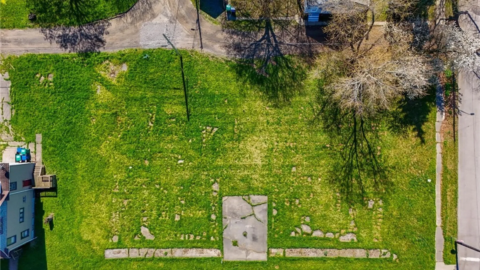 Property at 39 Hyde Park Boulevard, Niagara Falls, NY 14303 10