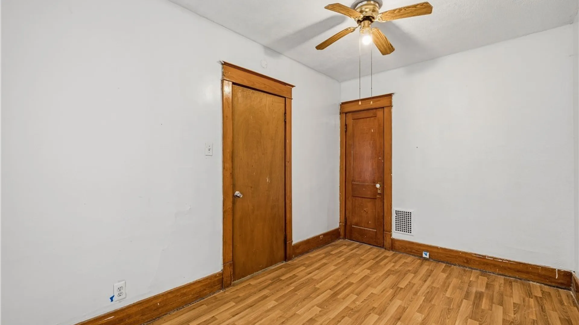 Property at 416 26th Street, Niagara Falls, NY 14303 13