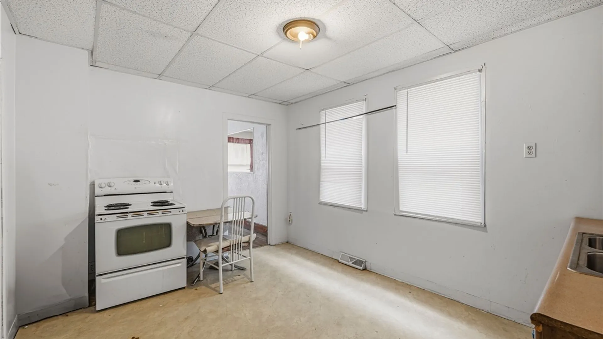 Property at 416 26th Street, Niagara Falls, NY 14303 15