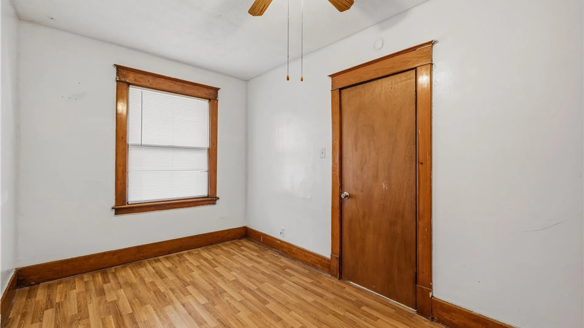 Property at 416 26th Street, Niagara Falls, NY 14303 6