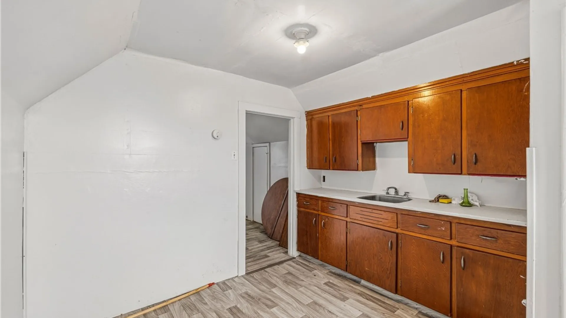 Property at 416 26th Street, Niagara Falls, NY 14303 8