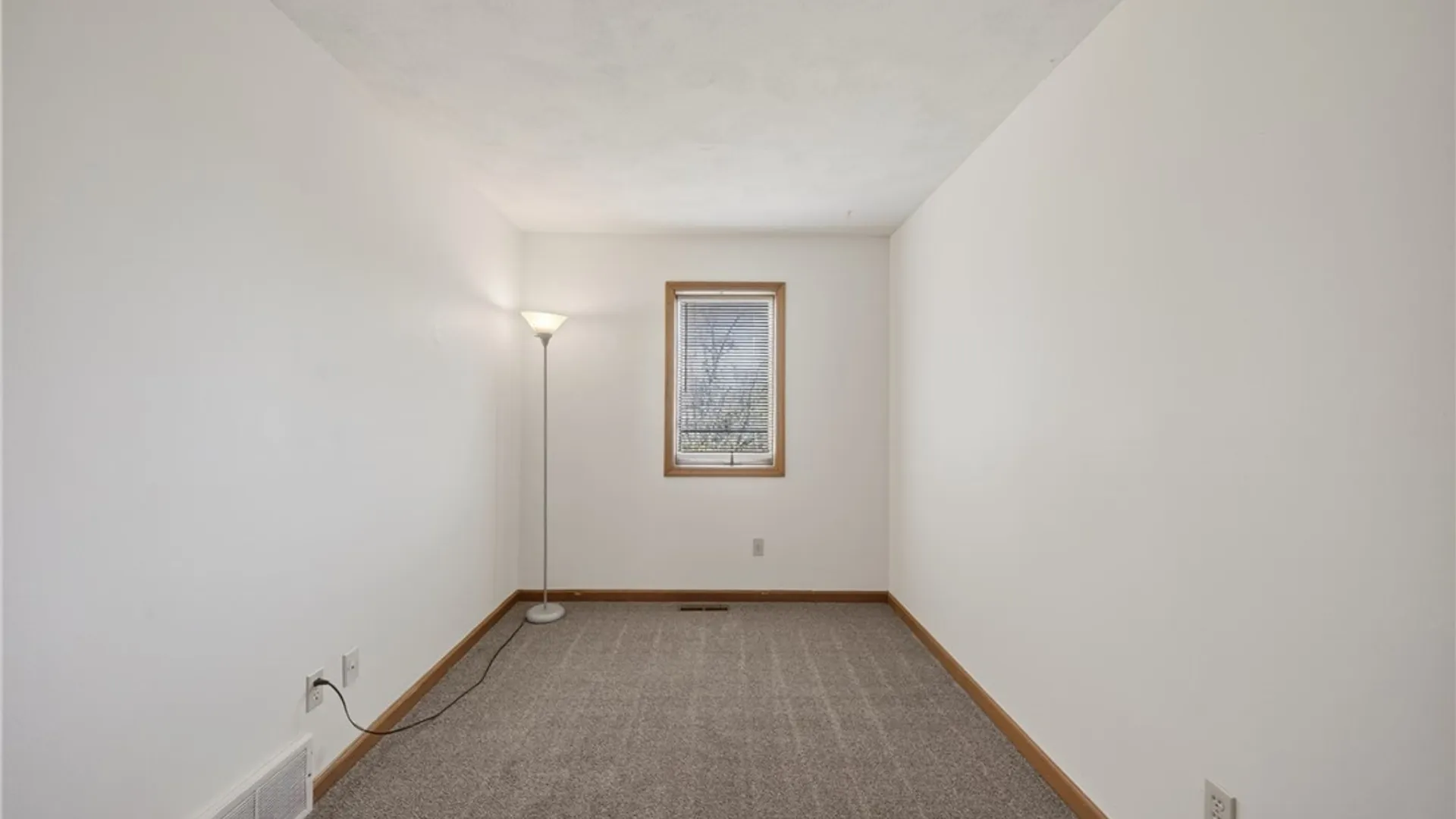 Property at 208 Oak Street, Syracuse, NY 13203 20