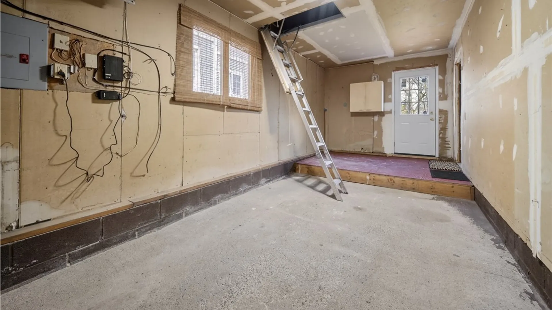 Property at 208 Oak Street, Syracuse, NY 13203 31