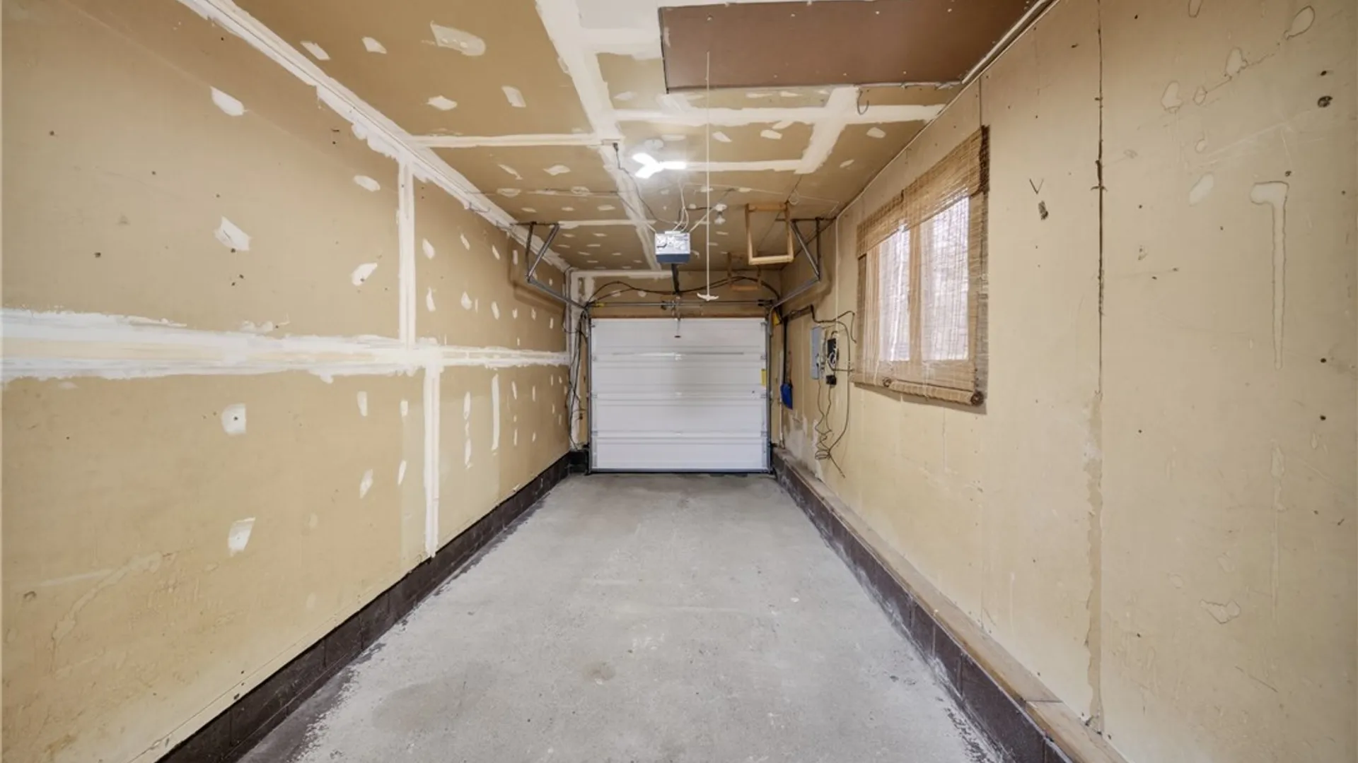 Property at 208 Oak Street, Syracuse, NY 13203 32