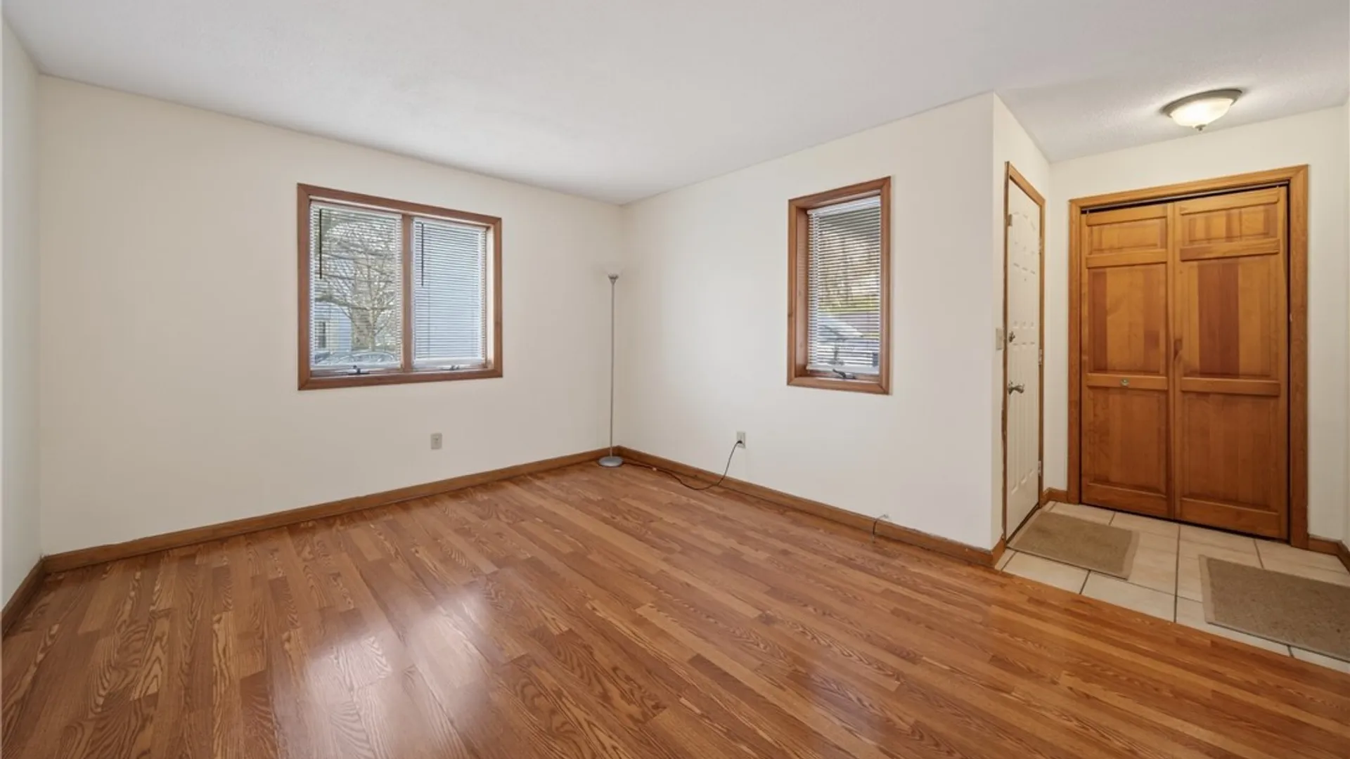 Property at 208 Oak Street, Syracuse, NY 13203 7