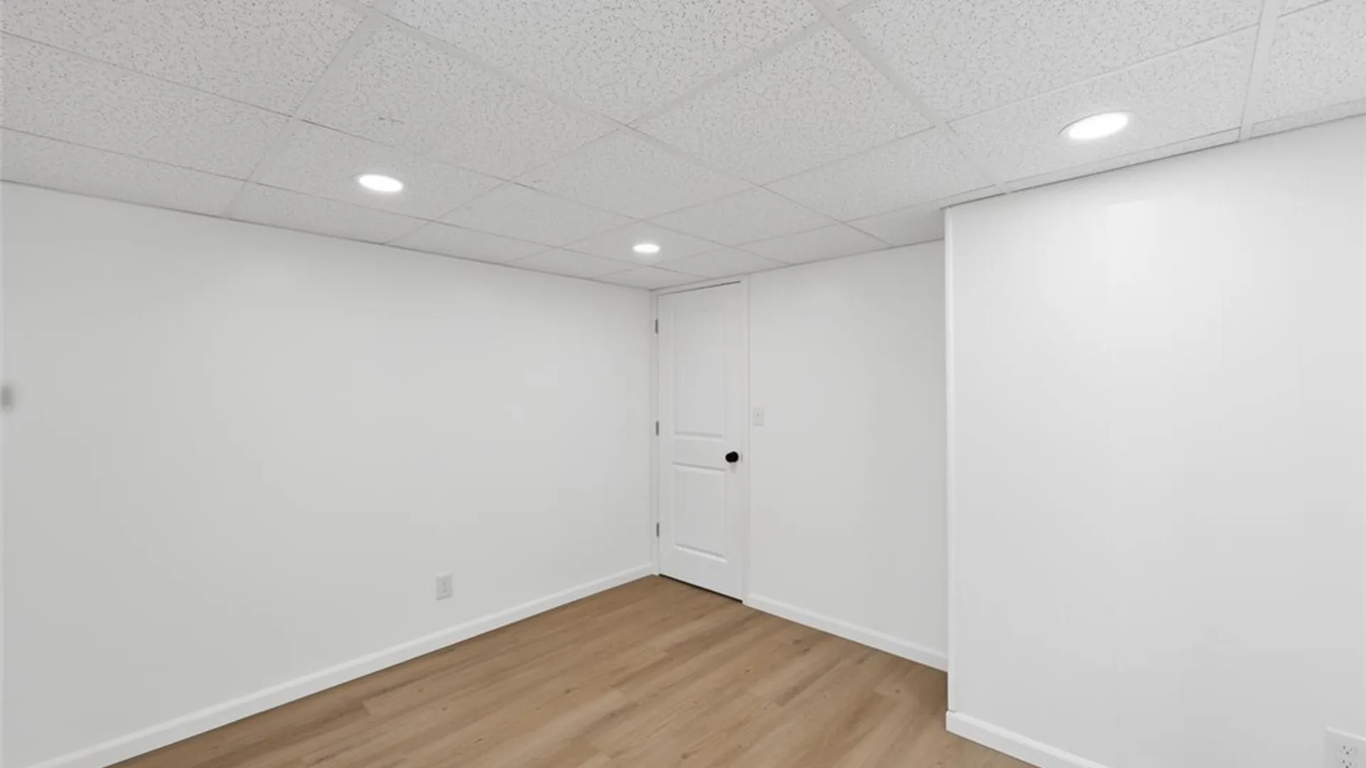 Property at 9605 Greenwald Avenue, Niagara Falls, NY 14304 17