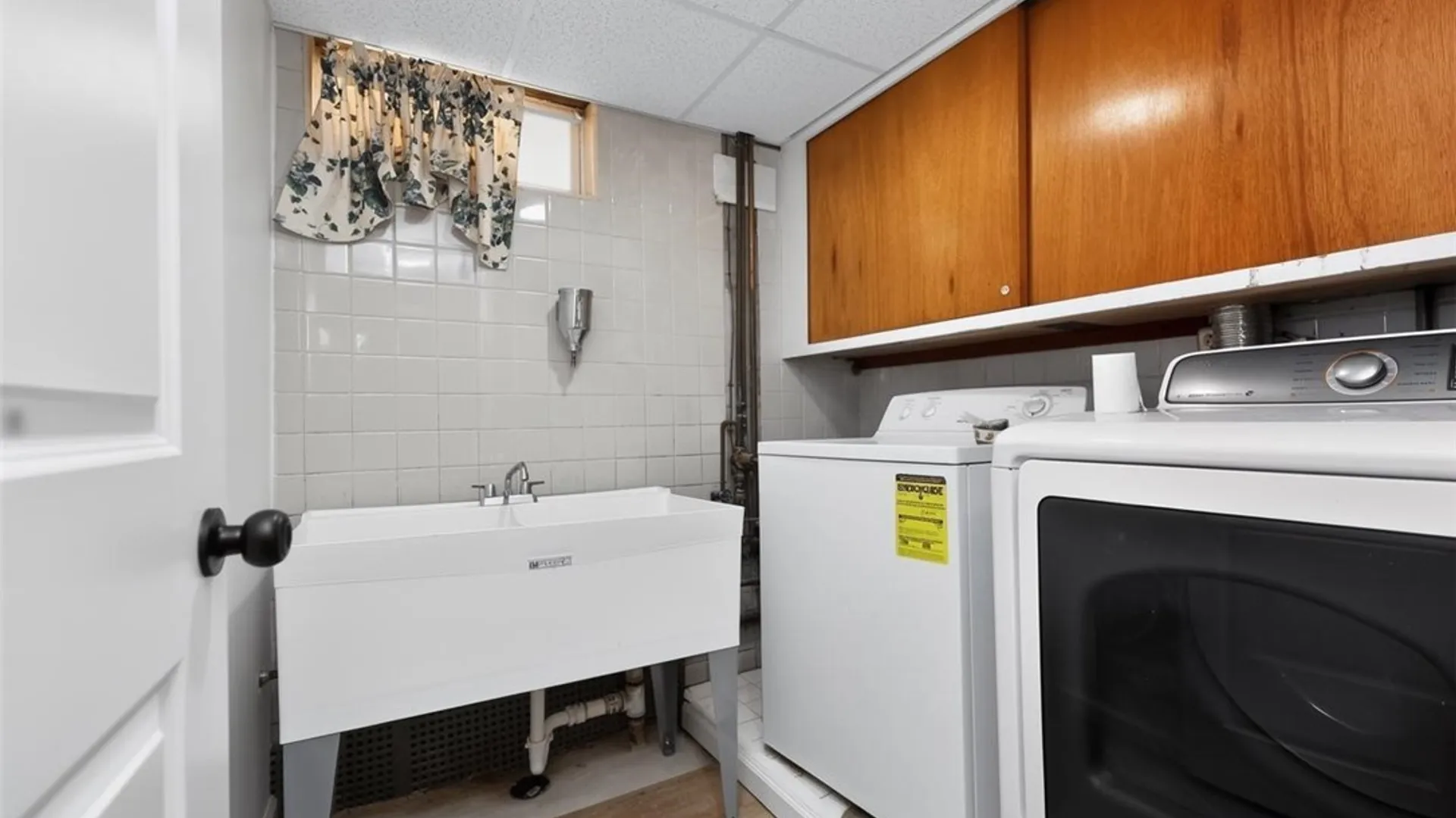 Property at 9605 Greenwald Avenue, Niagara Falls, NY 14304 19