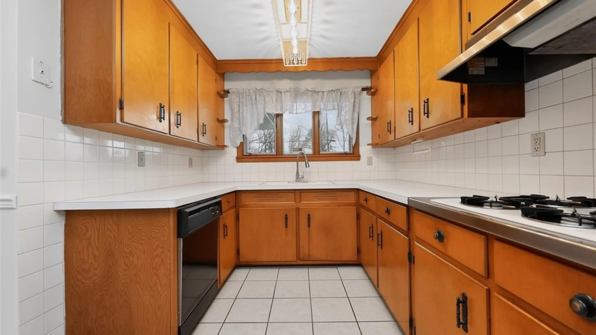 Property at 9605 Greenwald Avenue, Niagara Falls, NY 14304 32