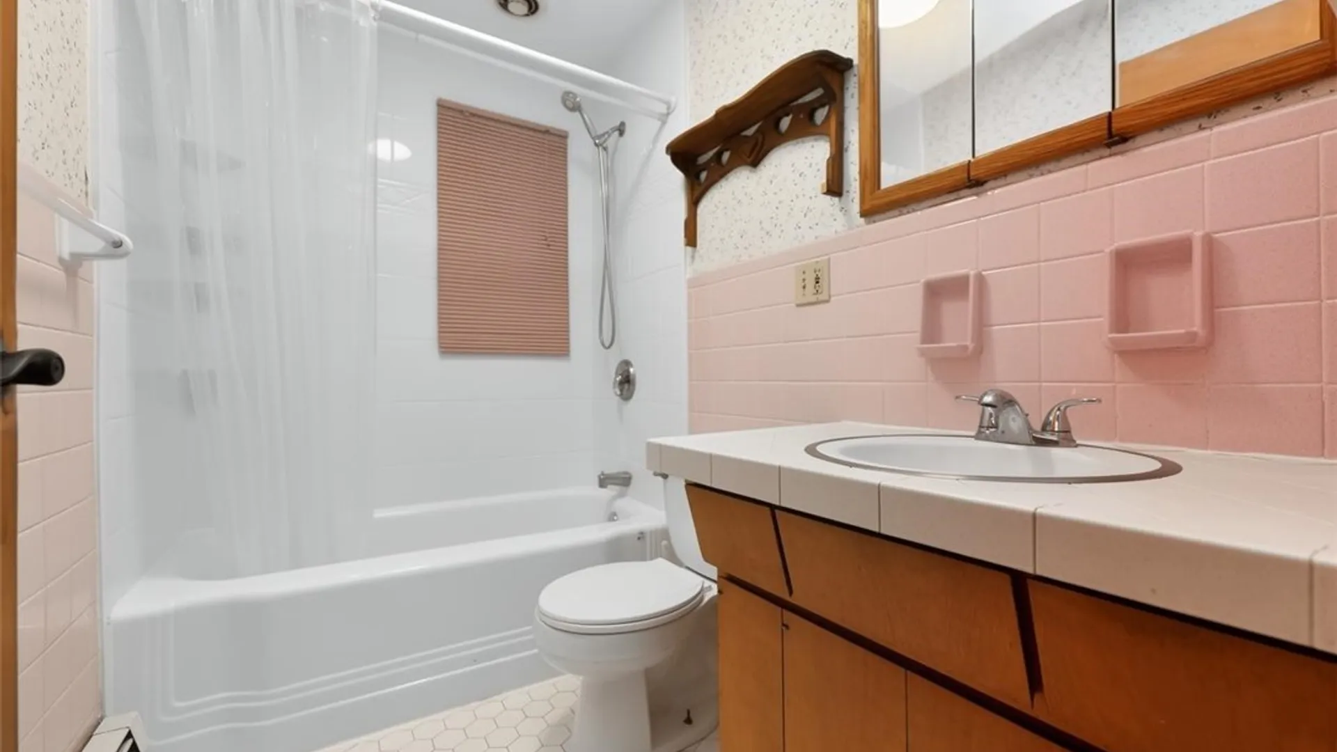 Property at 9605 Greenwald Avenue, Niagara Falls, NY 14304 36