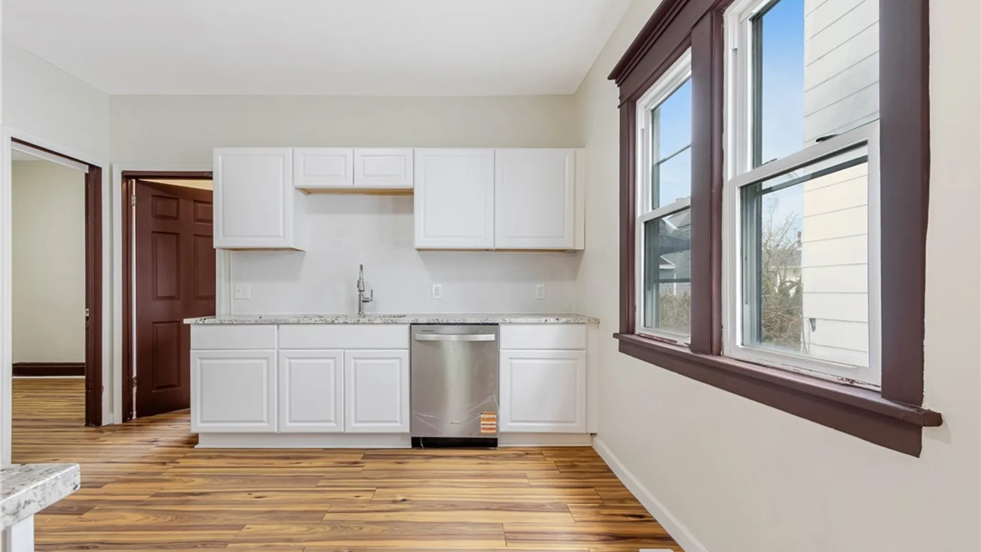 Property at 25 Hartman Place, Buffalo, NY 14207 10