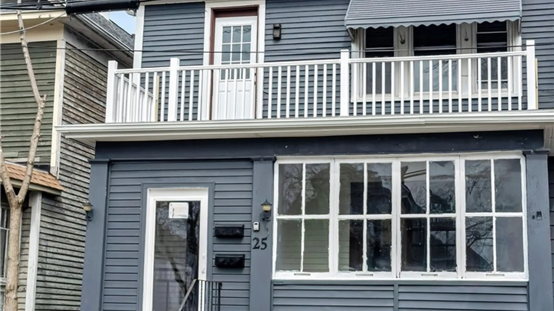 Property at 25 Hartman Place, Buffalo, NY 14207 2