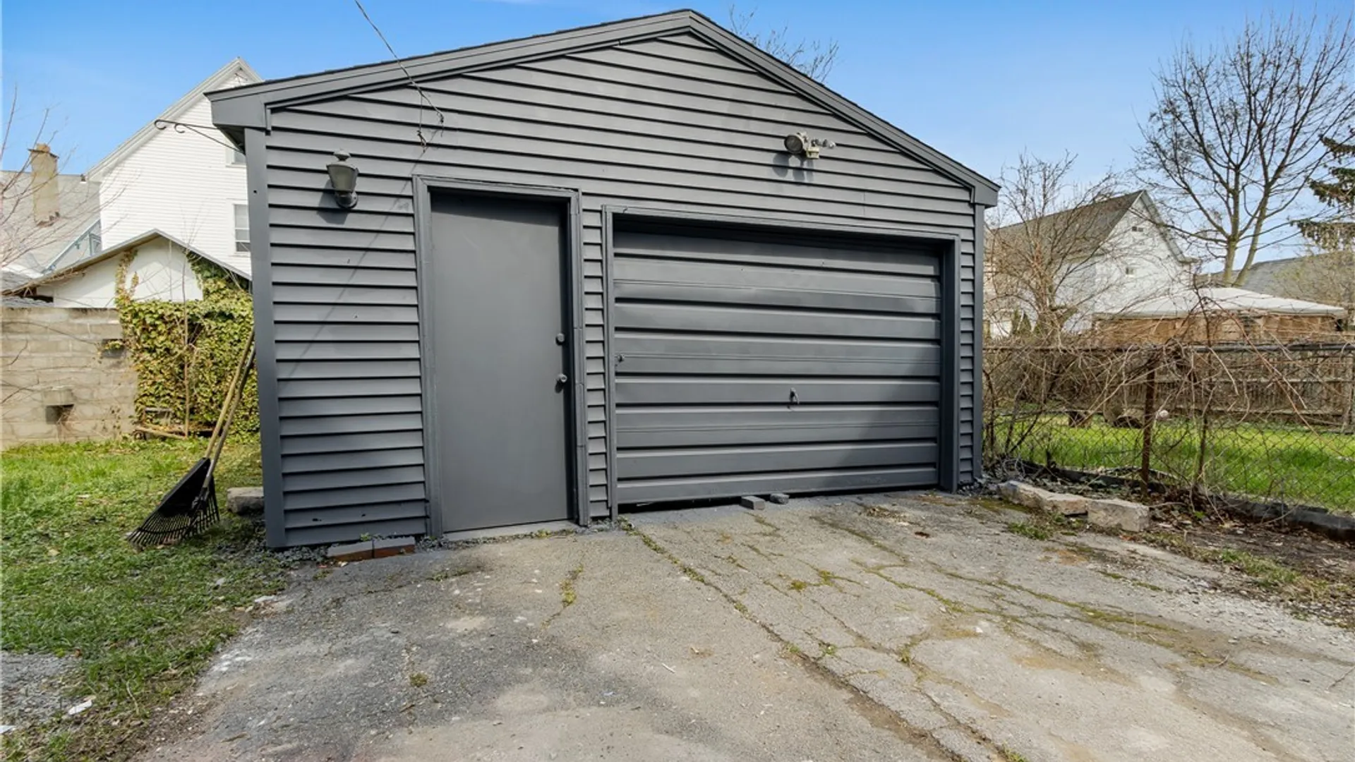 Property at 25 Hartman Place, Buffalo, NY 14207 30