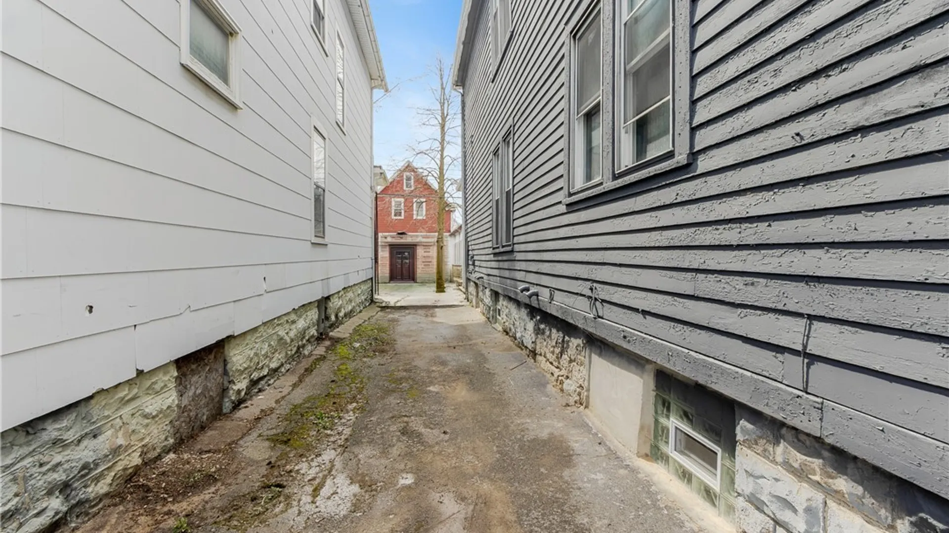 Property at 25 Hartman Place, Buffalo, NY 14207 32