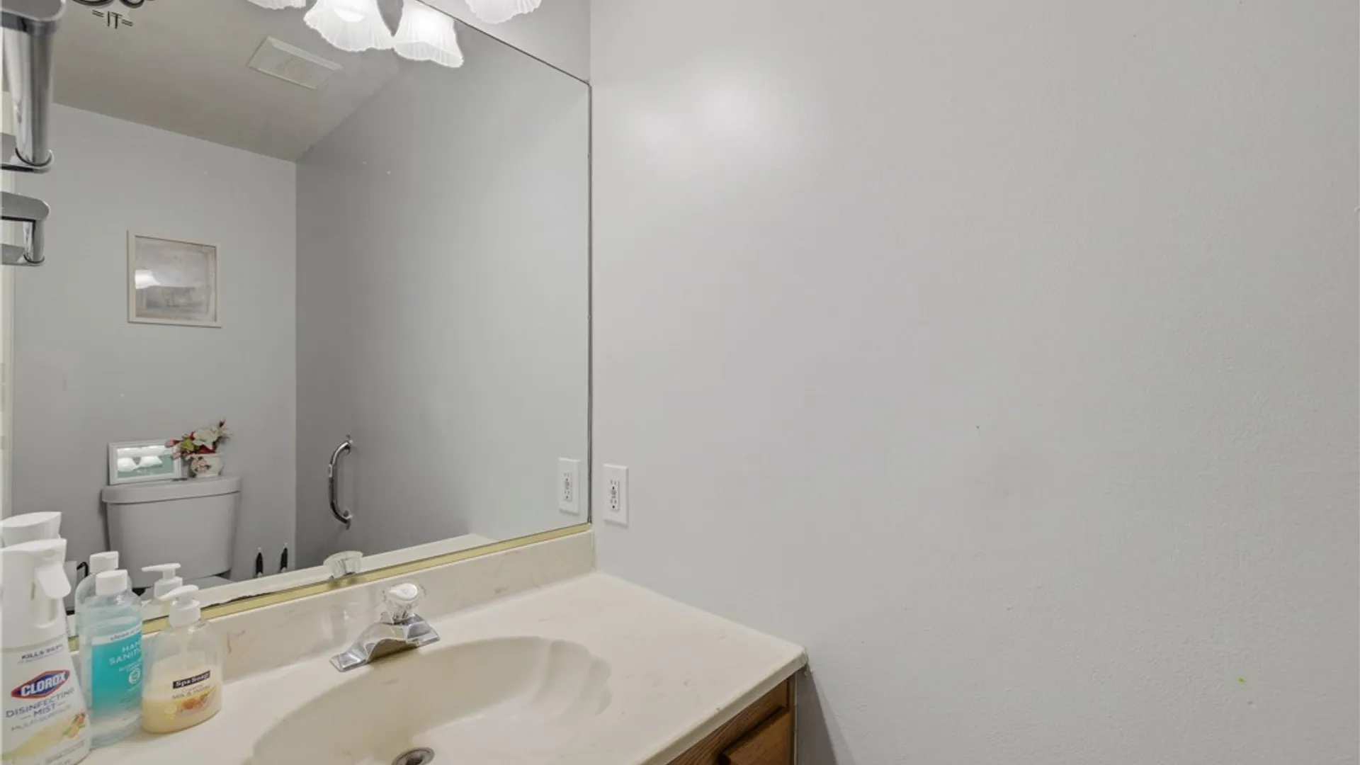 Property at 159 Glenwood Avenue, Buffalo, NY 14208 13