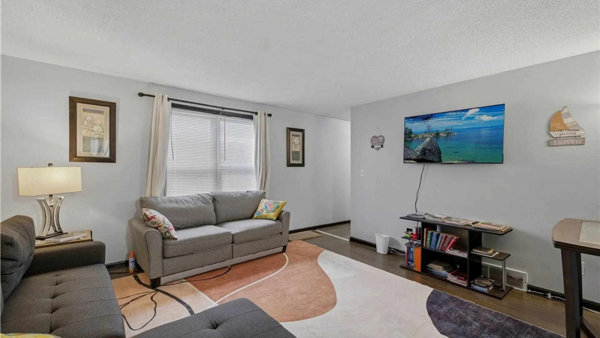Property at 159 Glenwood Avenue, Buffalo, NY 14208 5