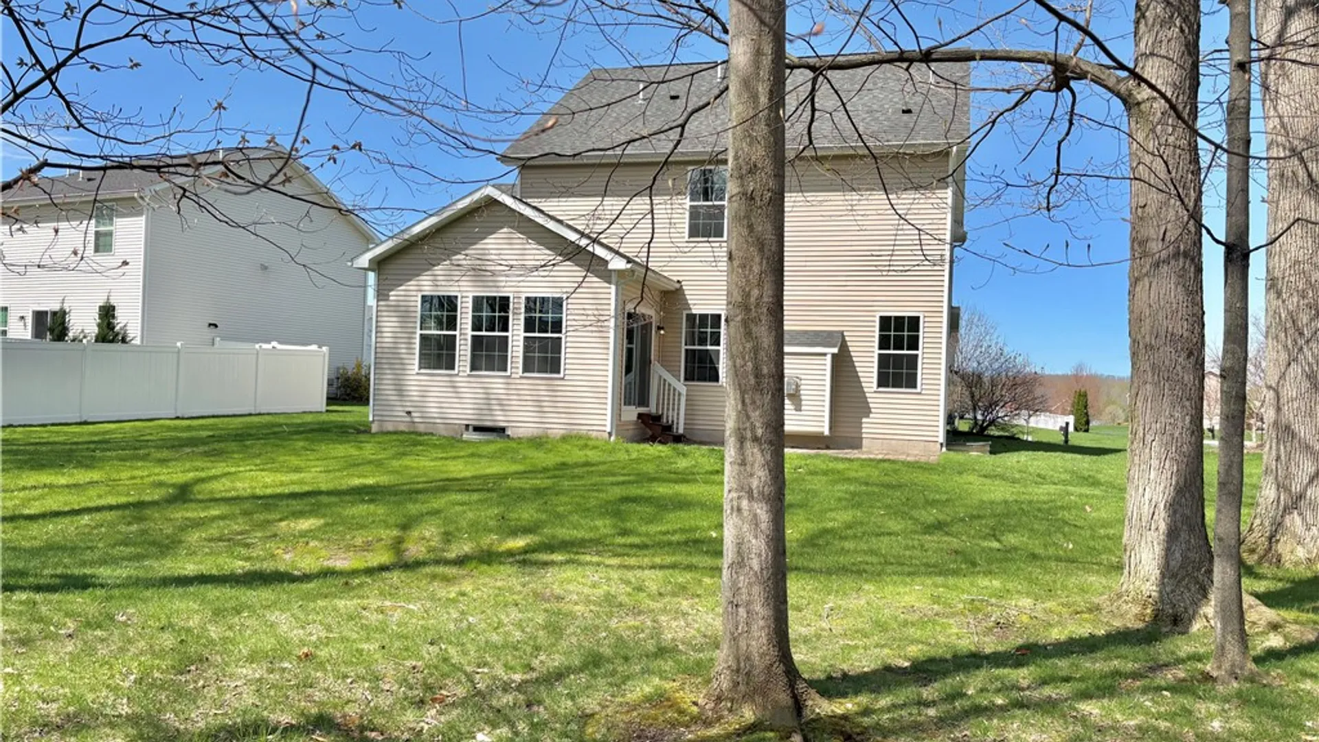 Property at 48 Willow Bridge, Penfield, NY 14526 26