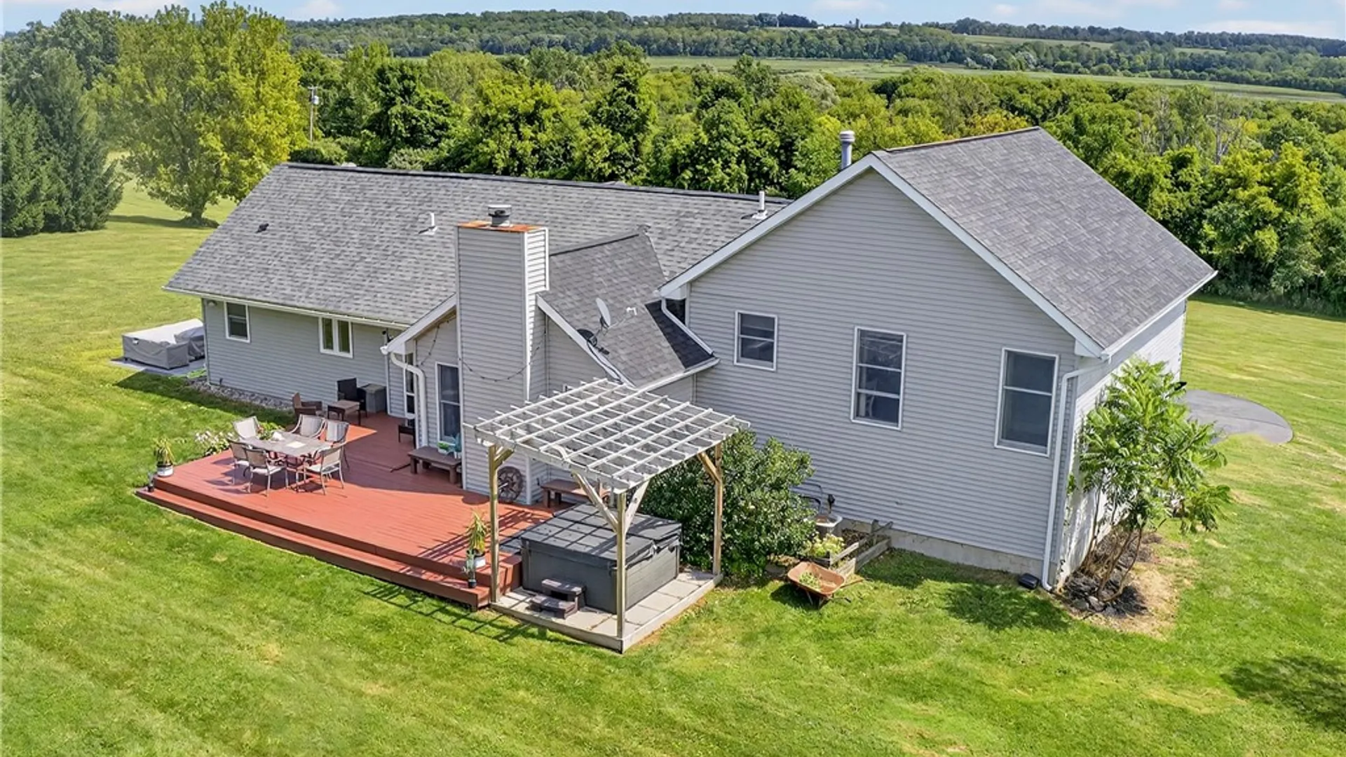 Property at 2894 Garden Street, Avon, NY 14414 3