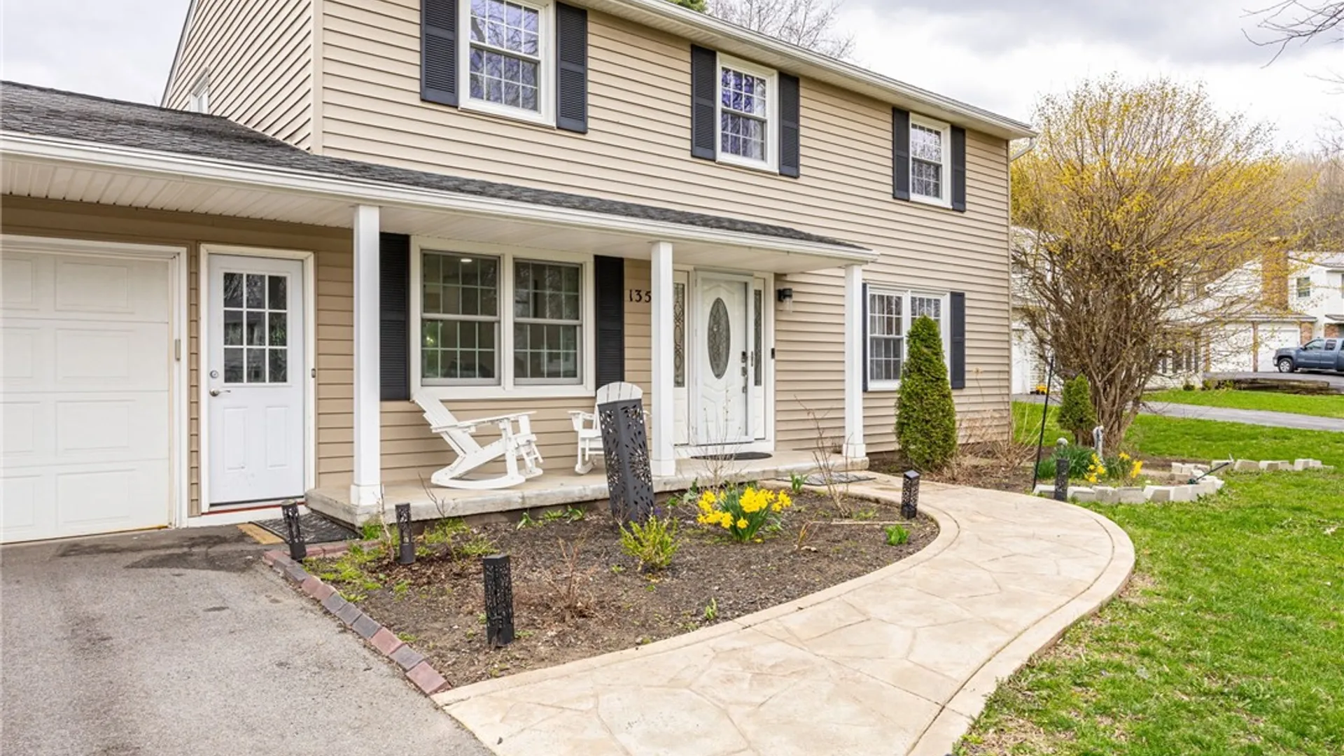 Property at 135 Maple Hill Farm Road, Penfield, NY 14526 2
