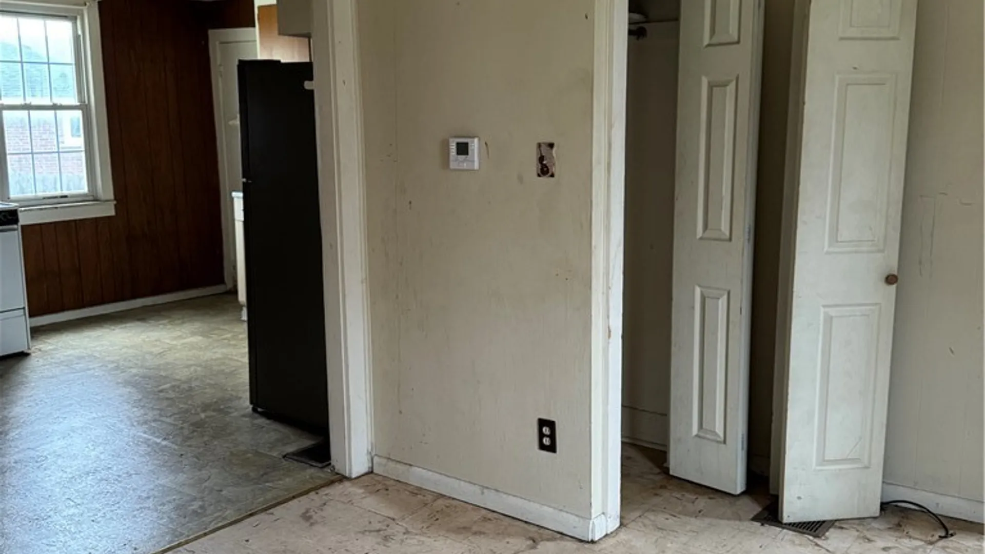 Property at 9604 Cayuga Drive, Niagara Falls, NY 14304 12