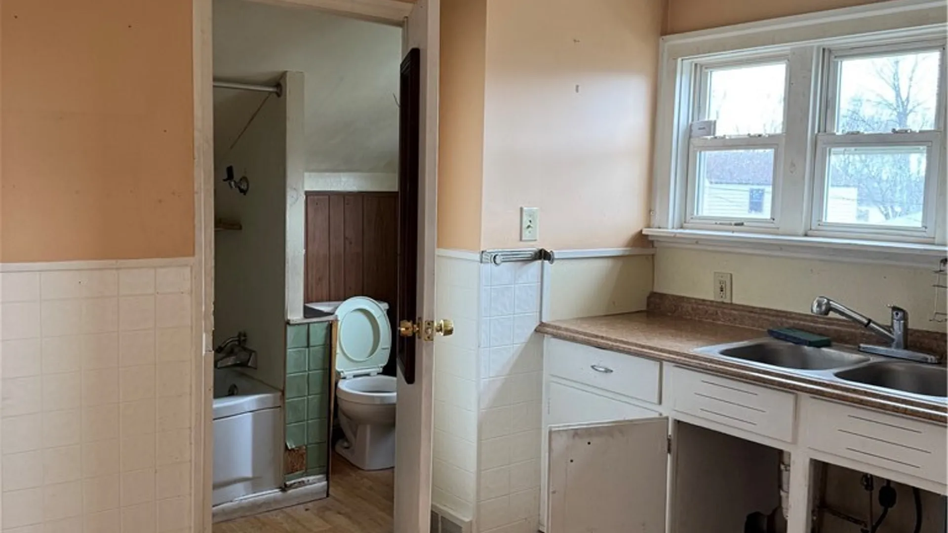 Property at 9604 Cayuga Drive, Niagara Falls, NY 14304 19